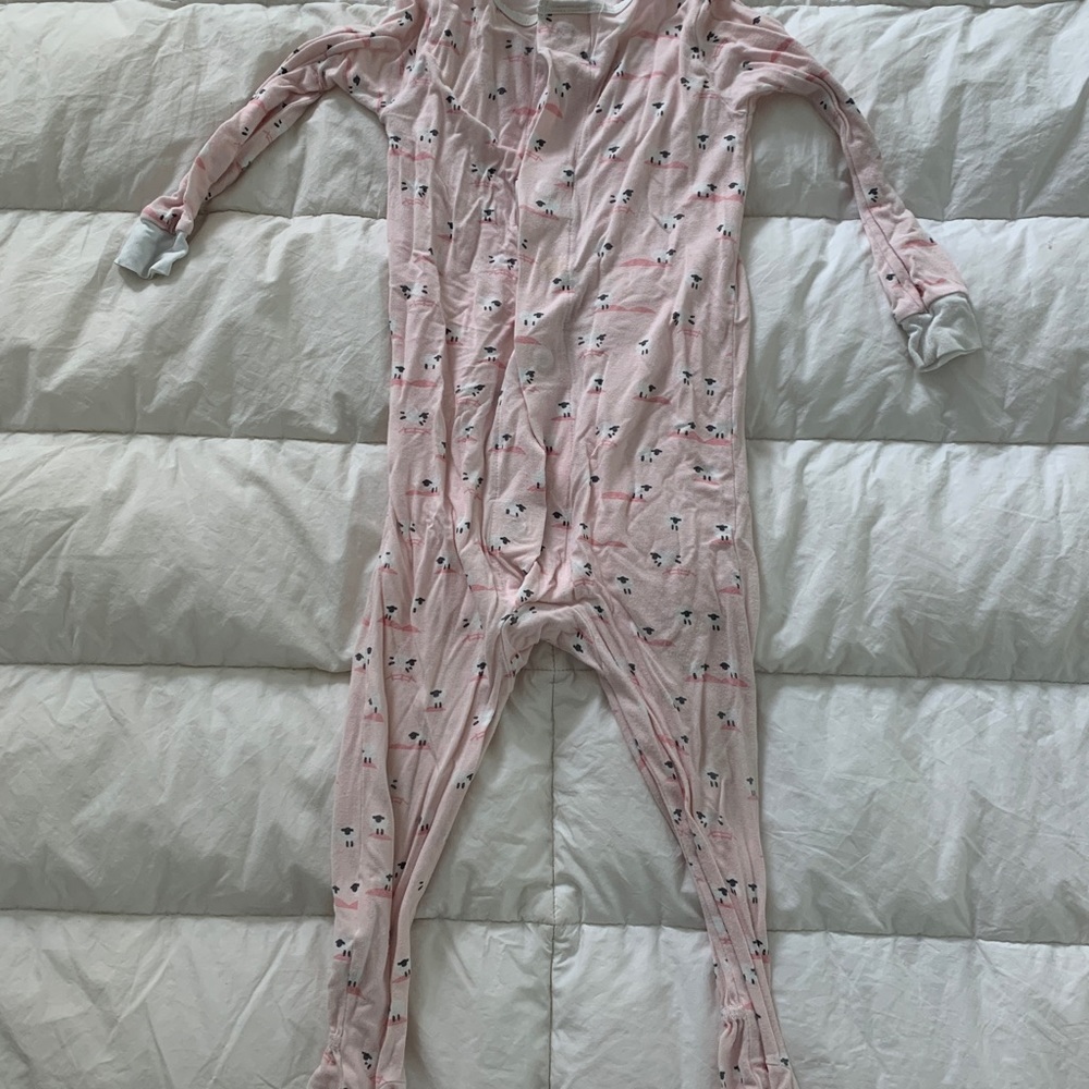 Magnetic me sleeper